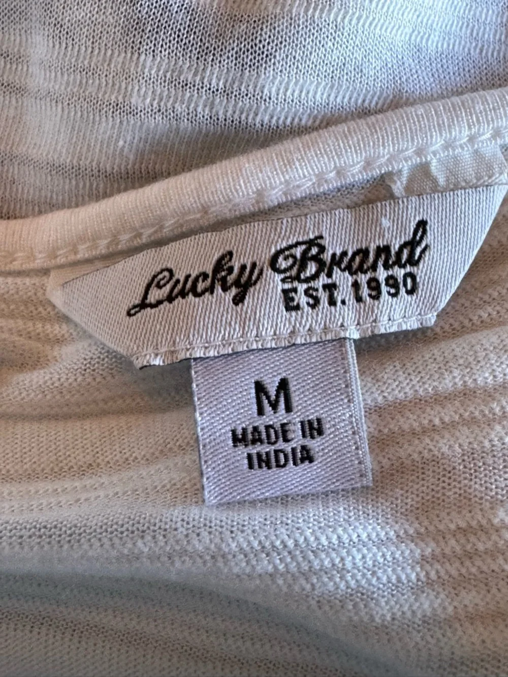 Lucky Brand Women's White and Blue boho Embroidered top M - Picture 7 of 8